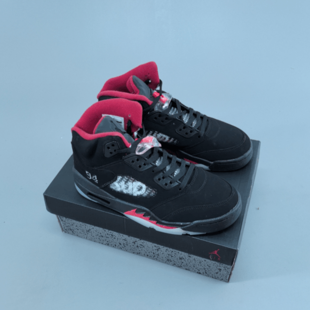 SUPREME X AIR JORDAN 5 RETRO BLACK