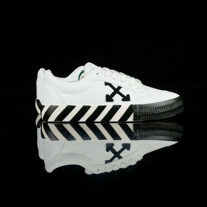 OFF-WHITE LOW VULCANIZED BLACK AND WHITE