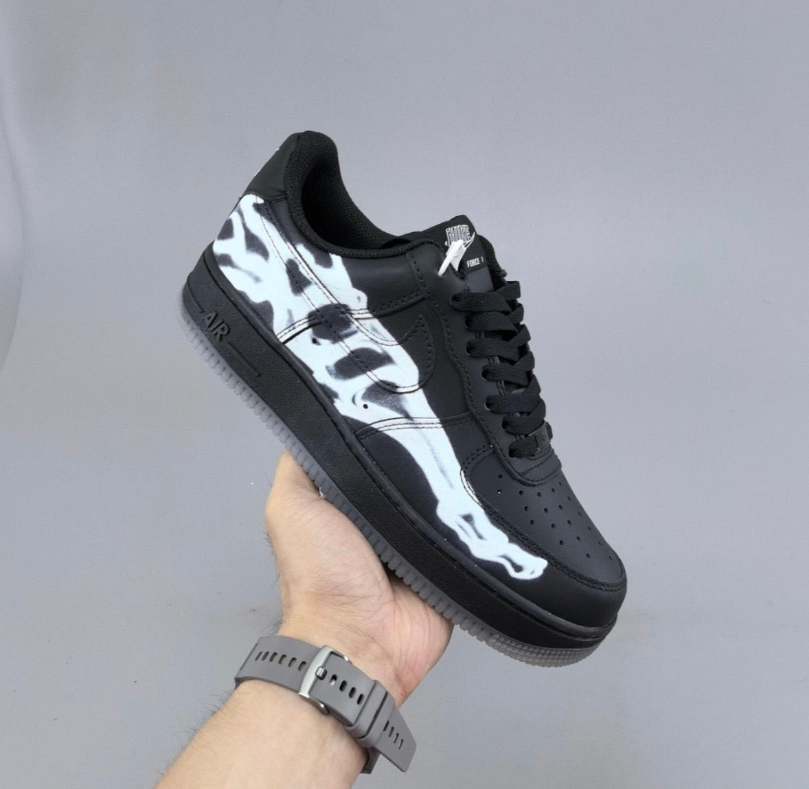 NIKE AIR FORCE 1 07 SKELETON