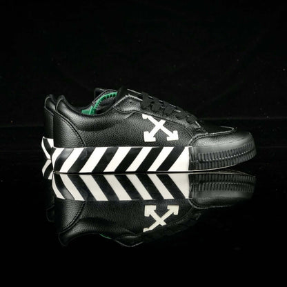 OFF-WHITE LOW VULCANIZED BLACK AND WHITE