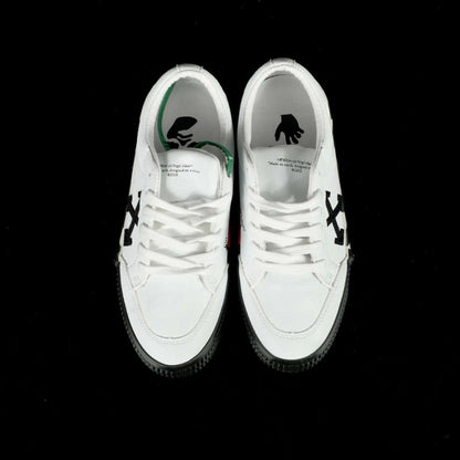 OFF-WHITE LOW VULCANIZED BLACK AND WHITE